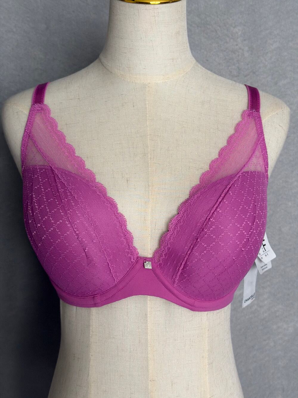 Chantelle Norah Chic Bra Easy Feel Plunge T-Shirt in Rosebud Women's 34DDD NEW